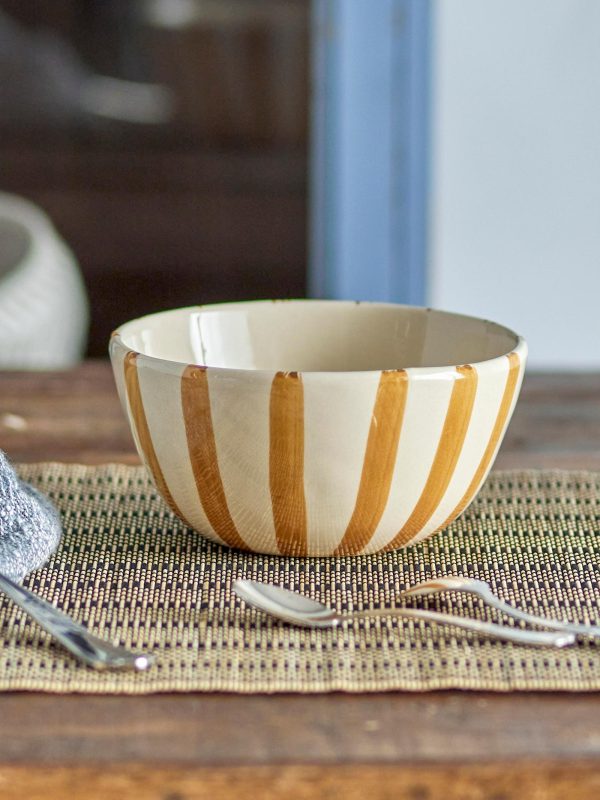 Begonia Bowl, Brown, Stoneware