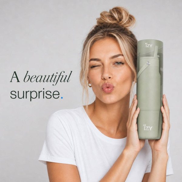 IZY Travel Bottle 900ml — Pistachio